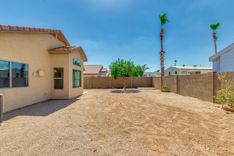 Photo 5 of 24 - 1080 W 11th Ave, Apache Junction, AZ 85120