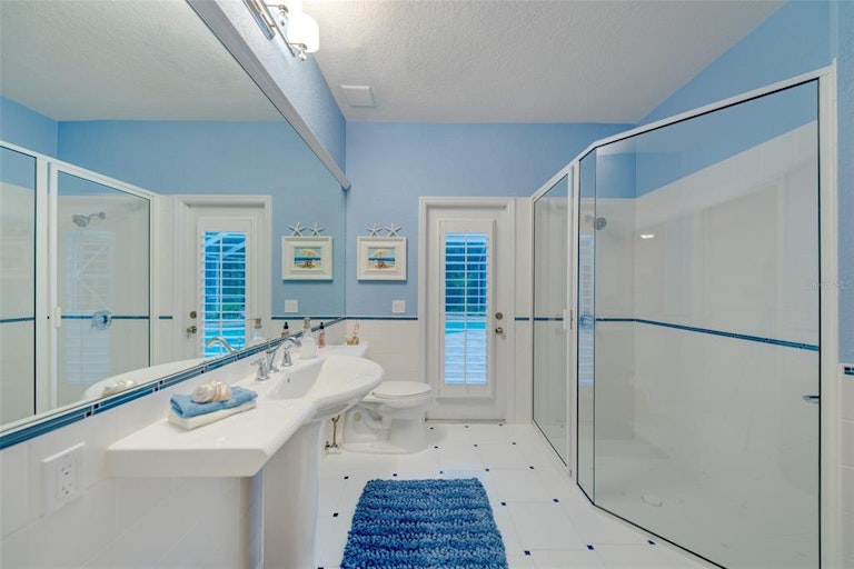 Photo 32 of 54 - 2107 Pinnacle Cir S, Palm Harbor, FL 34684