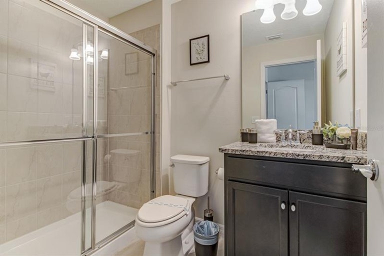 Photo 23 of 41 - 2442 Dubai St, Kissimmee, FL 34747