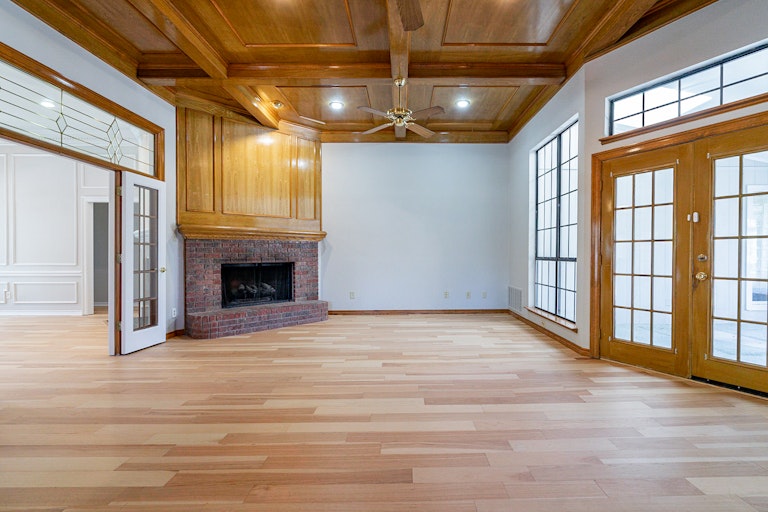 Photo 20 of 36 - 1721 Knob Hill Dr, Garland, TX 75043