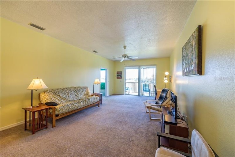 Photo 10 of 23 - 9435 Myrtle Creek Ln #310, Orlando, FL 32832