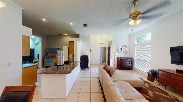 Photo 10 of 63 - 264 E Long Creek Cv, Longwood, FL 32750