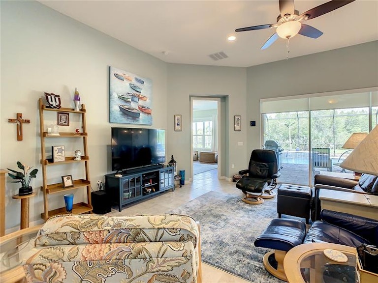 Photo 9 of 70 - 741 San Raphael St, Kissimmee, FL 34759