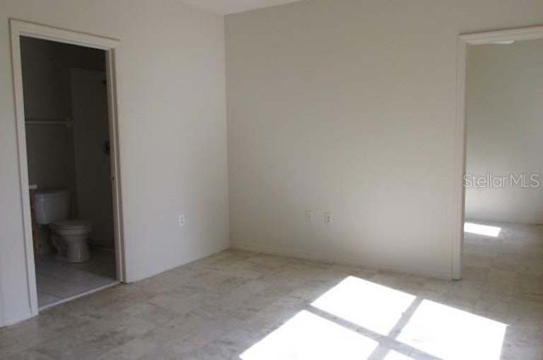 Photo 6 of 9 - 217 Ann Ave, Dundee, FL 33838