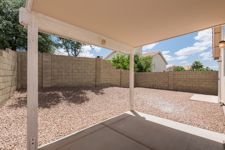 Photo 17 of 21 - 1315 E Helena Dr, Phoenix, AZ 85022