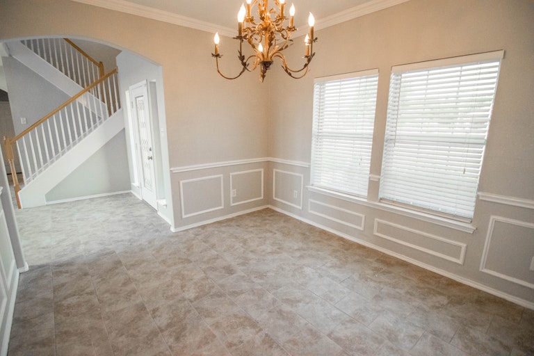 Photo 16 of 32 - 7301 Bishop Ct, Fort Worth, TX 76179