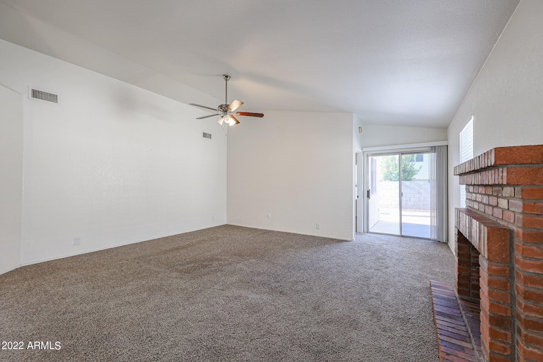 Photo 4 of 31 - 8865 W Morningside Dr, Peoria, AZ 85382