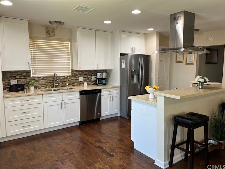 Photo 12 of 36 - 1444 W Lory Ave, Anaheim, CA 92802