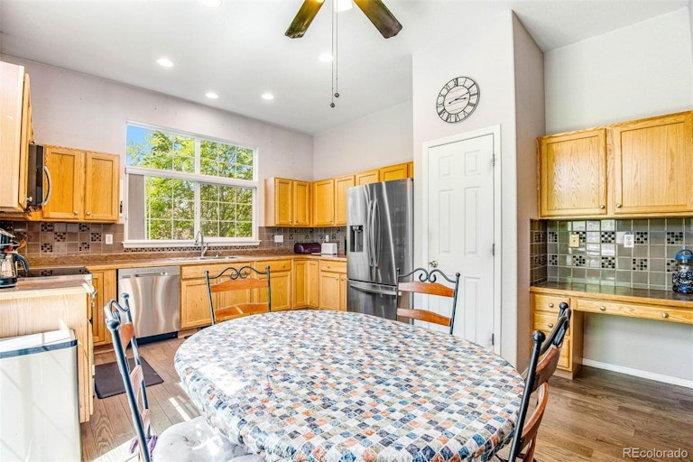 Photo 18 of 40 - 12730 Jackson St, Thornton, CO 80241