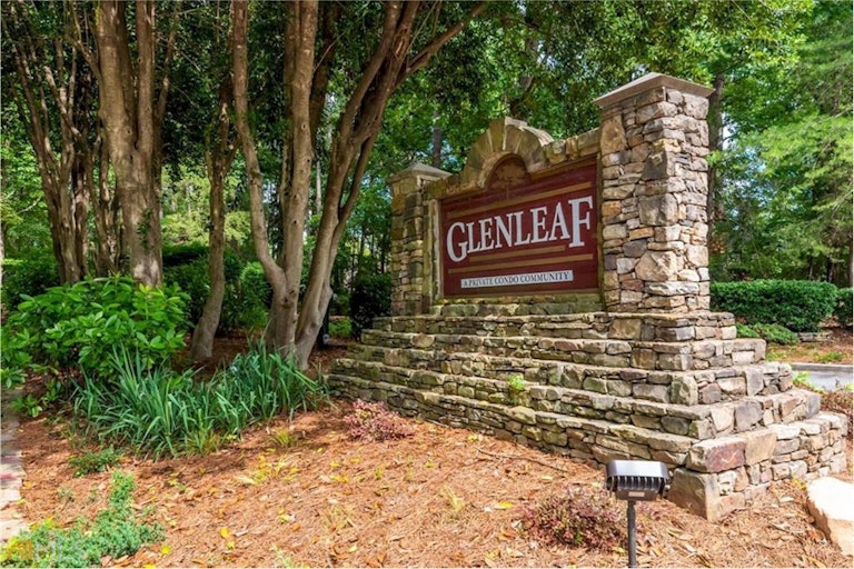 Photo 1 of 22 - 1310 Glenleaf Dr, Peachtree Corners, GA 30092