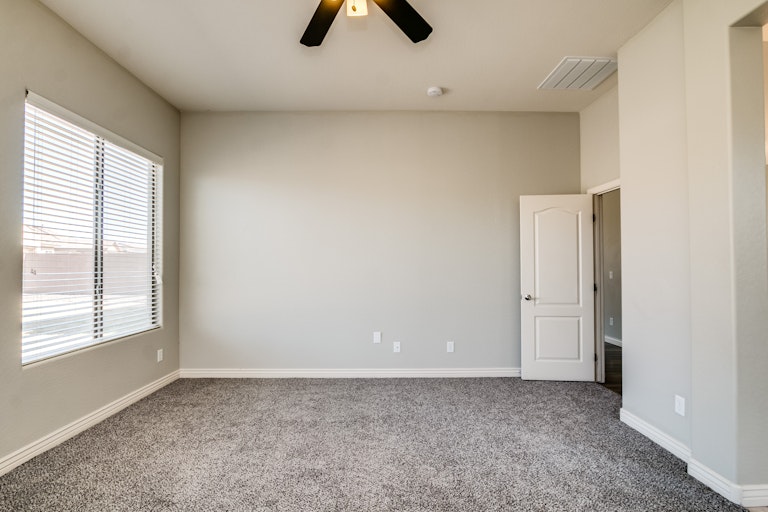 Photo 16 of 34 - 17940 W Verdin Rd, Goodyear, AZ 85338