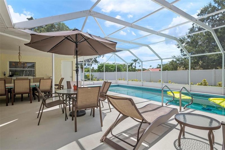 Photo 32 of 46 - 1506 54th St W, Bradenton, FL 34209