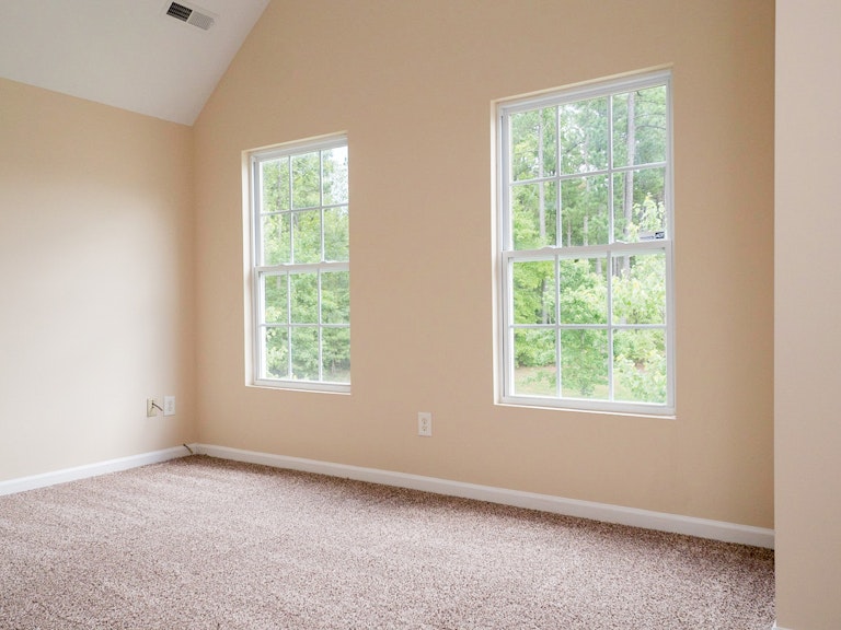 Photo 17 of 23 - 2601 Blue Iris Ln, Durham, NC 27703