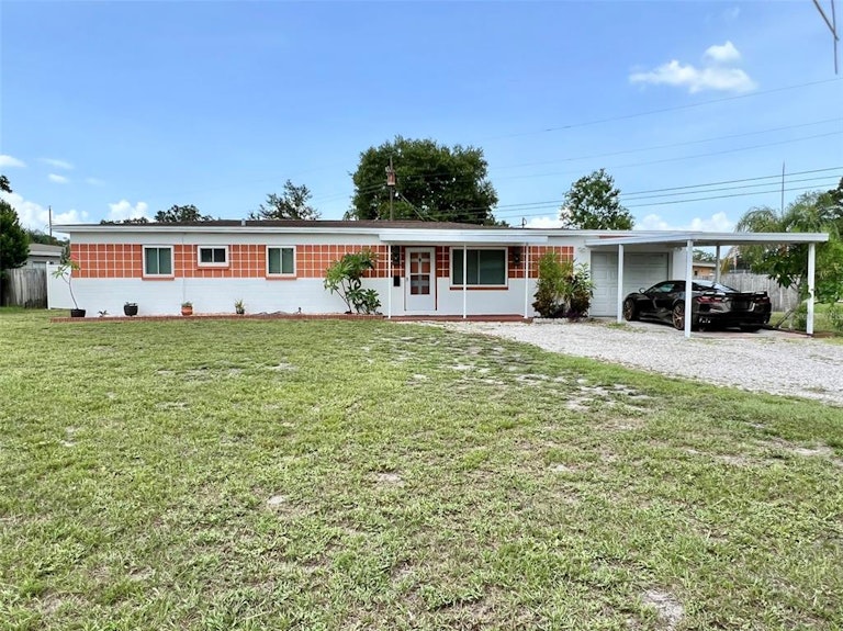 Photo 1 of 25 - 7501 17th Ln N, Saint Petersburg, FL 33702