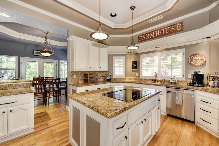 Photo 19 of 82 - 124 Woodsmoke Way, Folsom, CA 95630