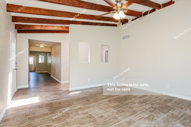 Photo 13 of 27 - 1441 S No Le Hace, Tucson, AZ 85713