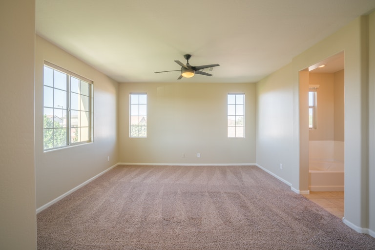 Photo 12 of 32 - 15380 W Columbine Dr, Surprise, AZ 85379