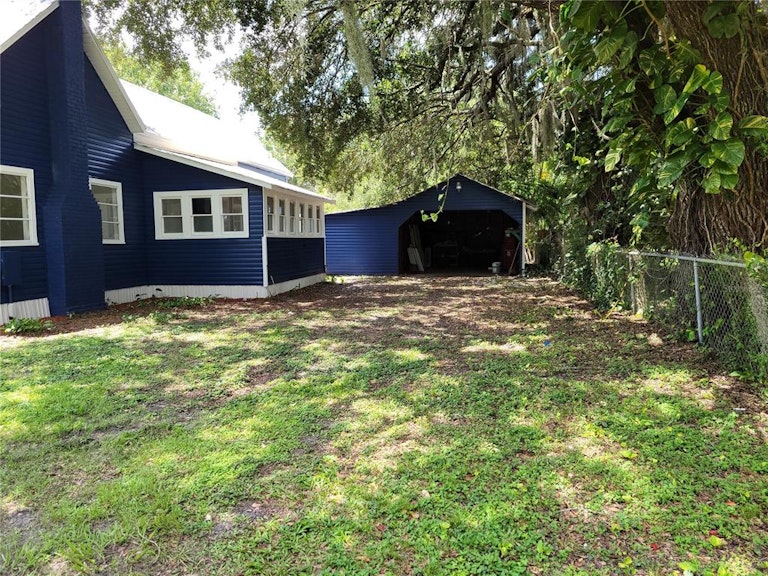 Photo 20 of 20 - 565 Pine St E, Mulberry, FL 33860