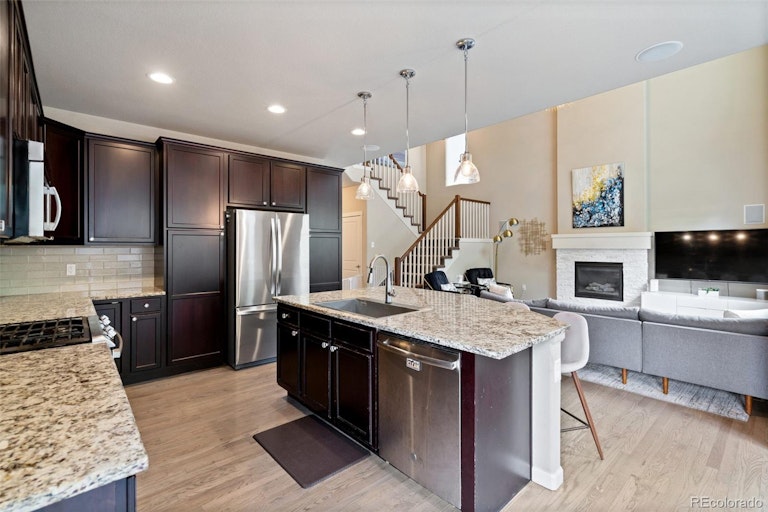 Photo 13 of 40 - 2347 S Loveland St, Denver, CO 80228