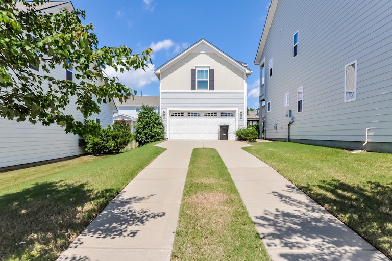 Photo 20 of 25 - 24 Plum Ln, Clayton, NC 27527