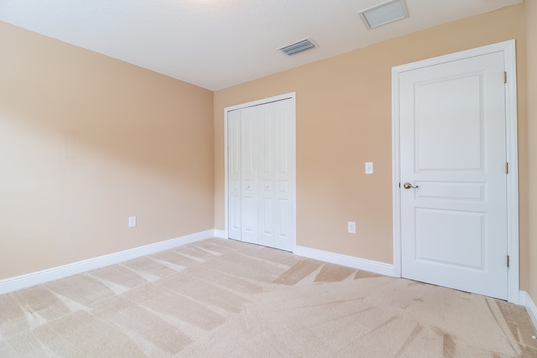 Photo 18 of 25 - 369 S Oak Ave, Orange City, FL 32763