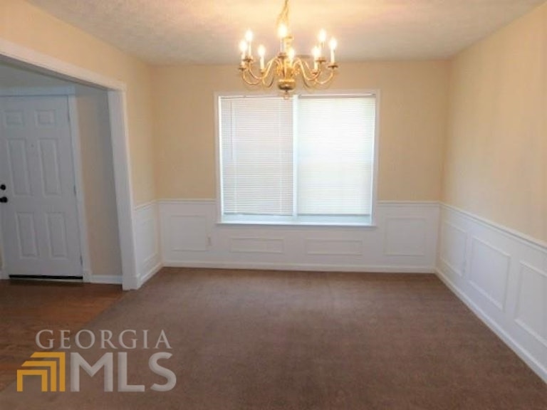 Photo 6 of 22 - 1742 Campbell Ives Ct, Lawrenceville, GA 30045
