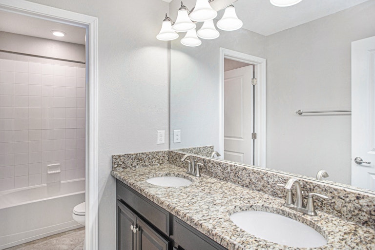 Photo 17 of 18 - 11009 Little Blue Heron Dr, Riverview, FL 33579
