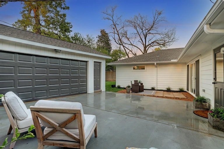 Photo 30 of 32 - 7006 Shavelson St, Houston, TX 77055
