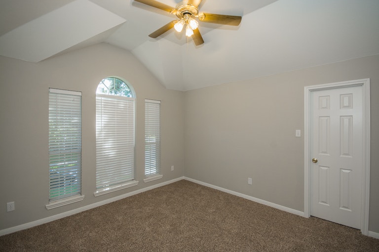 Photo 31 of 44 - 2712 Summerwood Ct, McKinney, TX 75072