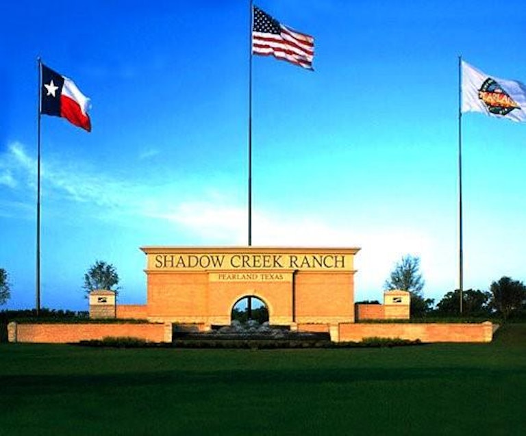 Photo 37 of 45 - 2606 Cottage Creek Ct, Pearland, TX 77584