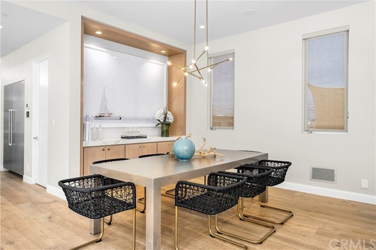 Photo 14 of 56 - 763 11th St, Manhattan Beach, CA 90266