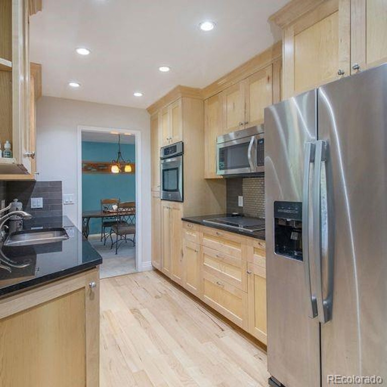 Photo 10 of 30 - 6903 S Jackson Way, Centennial, CO 80122