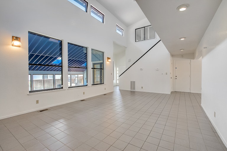Photo 10 of 36 - 4232 Empire Way, Carmichael, CA 95608