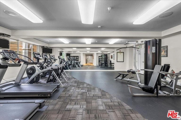 Photo 14 of 20 - 4060 Glencoe Ave #308, Marina Del Rey, CA 90292