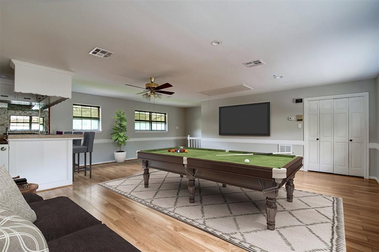 Photo 24 of 26 - 931 Daria Dr, Houston, TX 77079