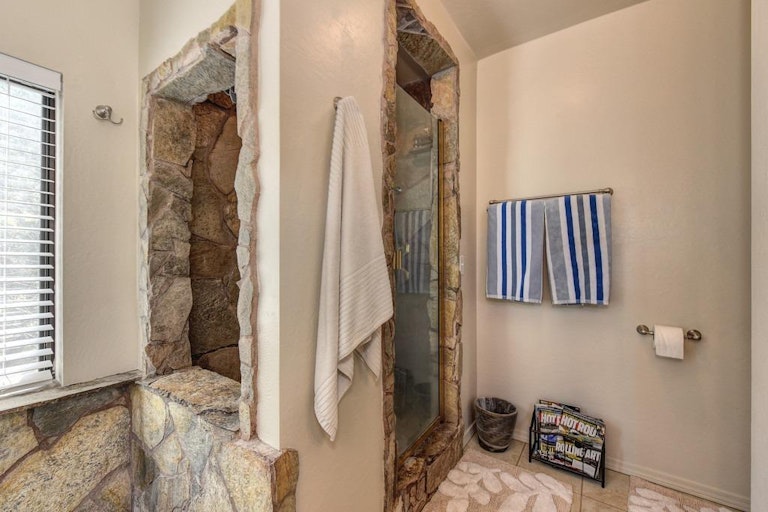 Photo 28 of 79 - 12136 Poplar Rd, Auburn, CA 95602