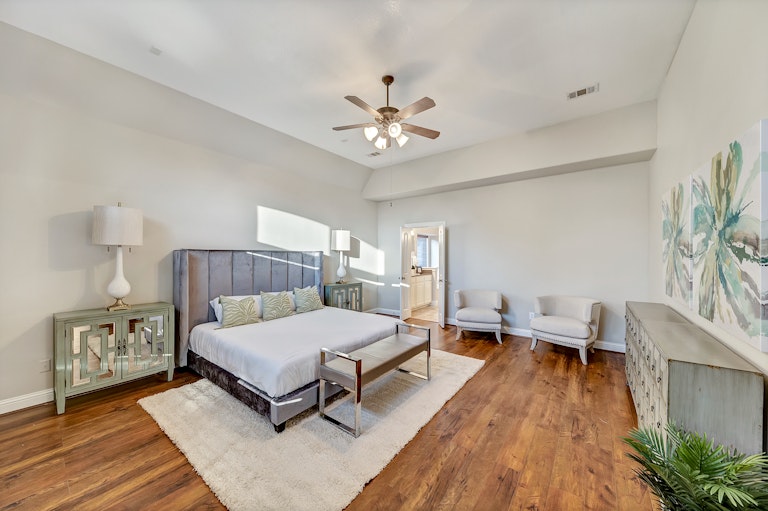Photo 19 of 43 - 2740 Cape Pearl Dr, Grand Prairie, TX 75054