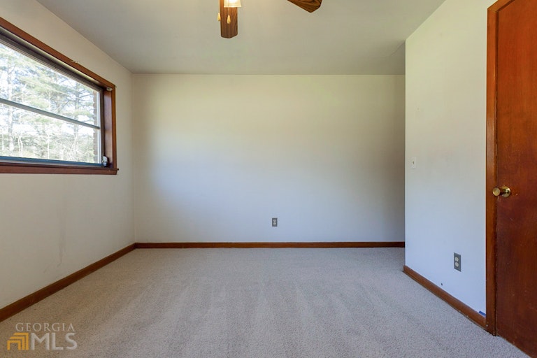 Photo 6 of 17 - 2527 Clifton Springs Rd, Decatur, GA 30034