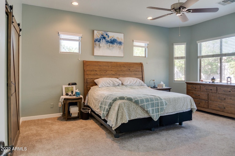 Photo 12 of 17 - 2242 W Blaylock Dr, Phoenix, AZ 85085