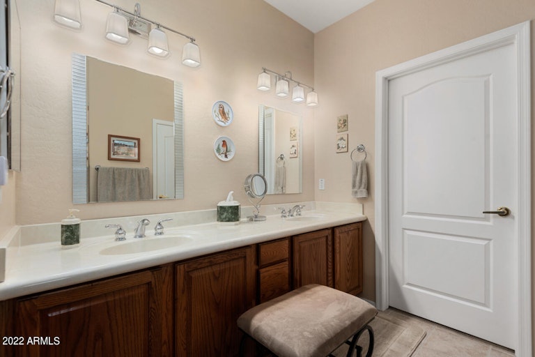 Photo 21 of 34 - 18028 W Tierra Del Sol Dr, Surprise, AZ 85387