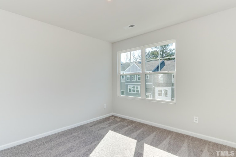 Photo 29 of 32 - 108 Maple Grove Ln, Durham, NC 27703