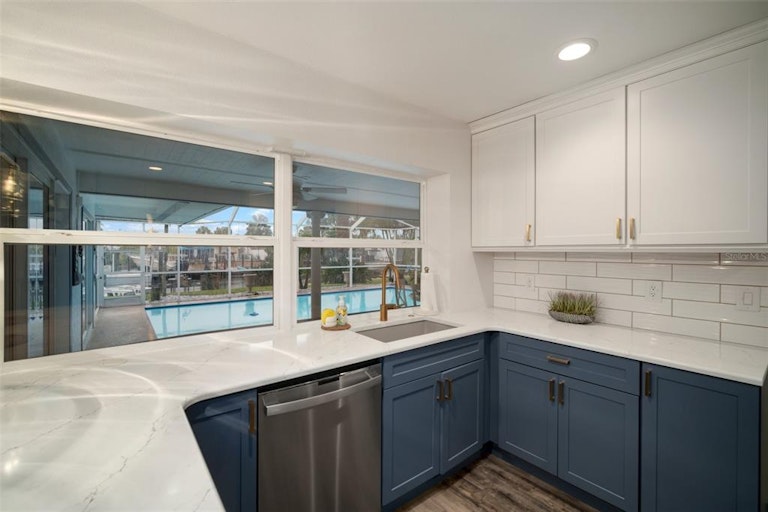 Photo 26 of 72 - 6337 Cocoa Ln, Apollo Beach, FL 33572