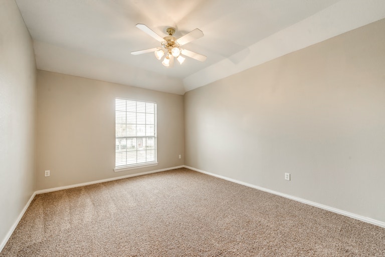 Photo 19 of 24 - 2802 Wildcreek Ct, Keller, TX 76248