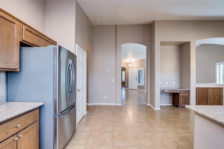 Photo 9 of 36 - 2044 S 86th Ln, Tolleson, AZ 85353