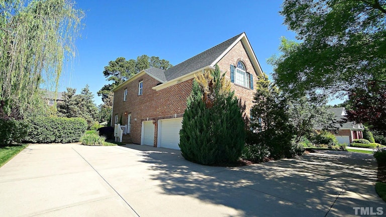 Photo 45 of 50 - 9414 Centerwood Dr, Raleigh, NC 27617