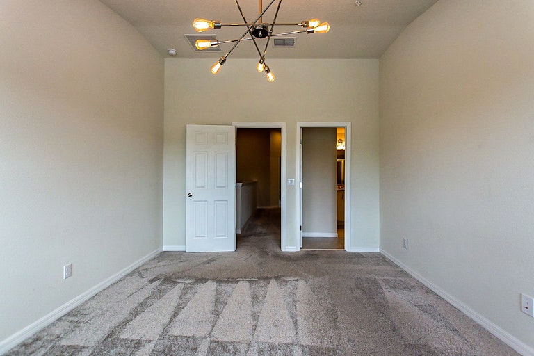 Photo 11 of 19 - 1236 Pavia Dr, Apopka, FL 32703