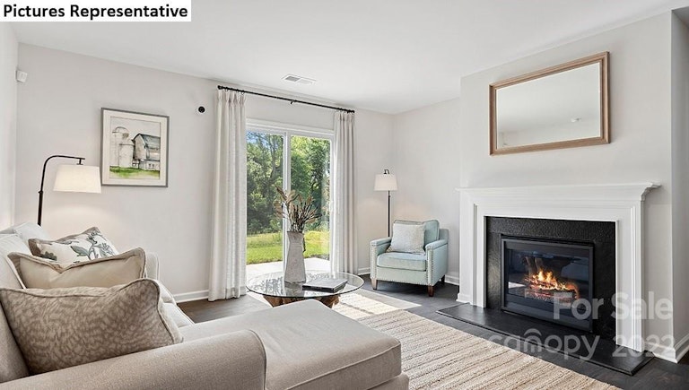 Photo 5 of 28 - 8117 Clairwood Dr #8, Charlotte, NC 28269