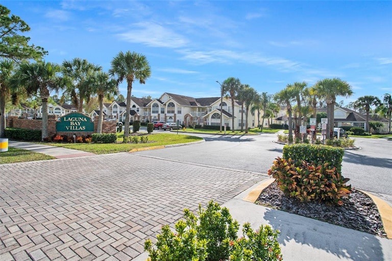 Photo 25 of 30 - 5003 Laguna Bay Cir #15, Kissimmee, FL 34746