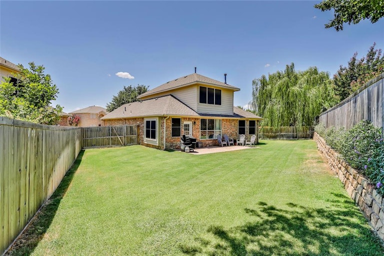 Photo 31 of 32 - 3949 Diamond Ridge Dr, Fort Worth, TX 76244