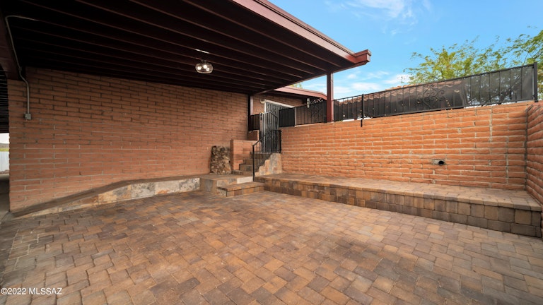 Photo 28 of 36 - 3918 S Cook St, Tucson, AZ 85746